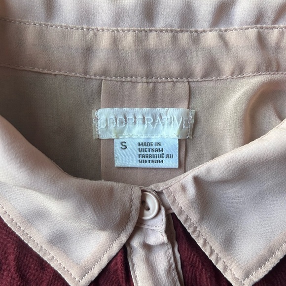 cooperative burgundy and pink button down tank top - Picture 3 of 3